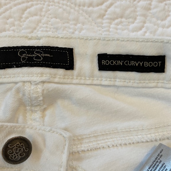 Jessica Simpson Rockin Curvy Boot Cut White Jeans, Size 27 Reg. - Picture 5 of 10